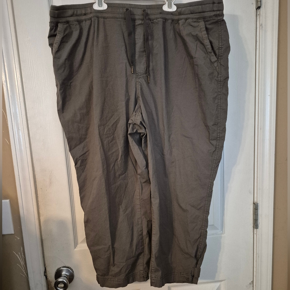L.L. Bean Capris